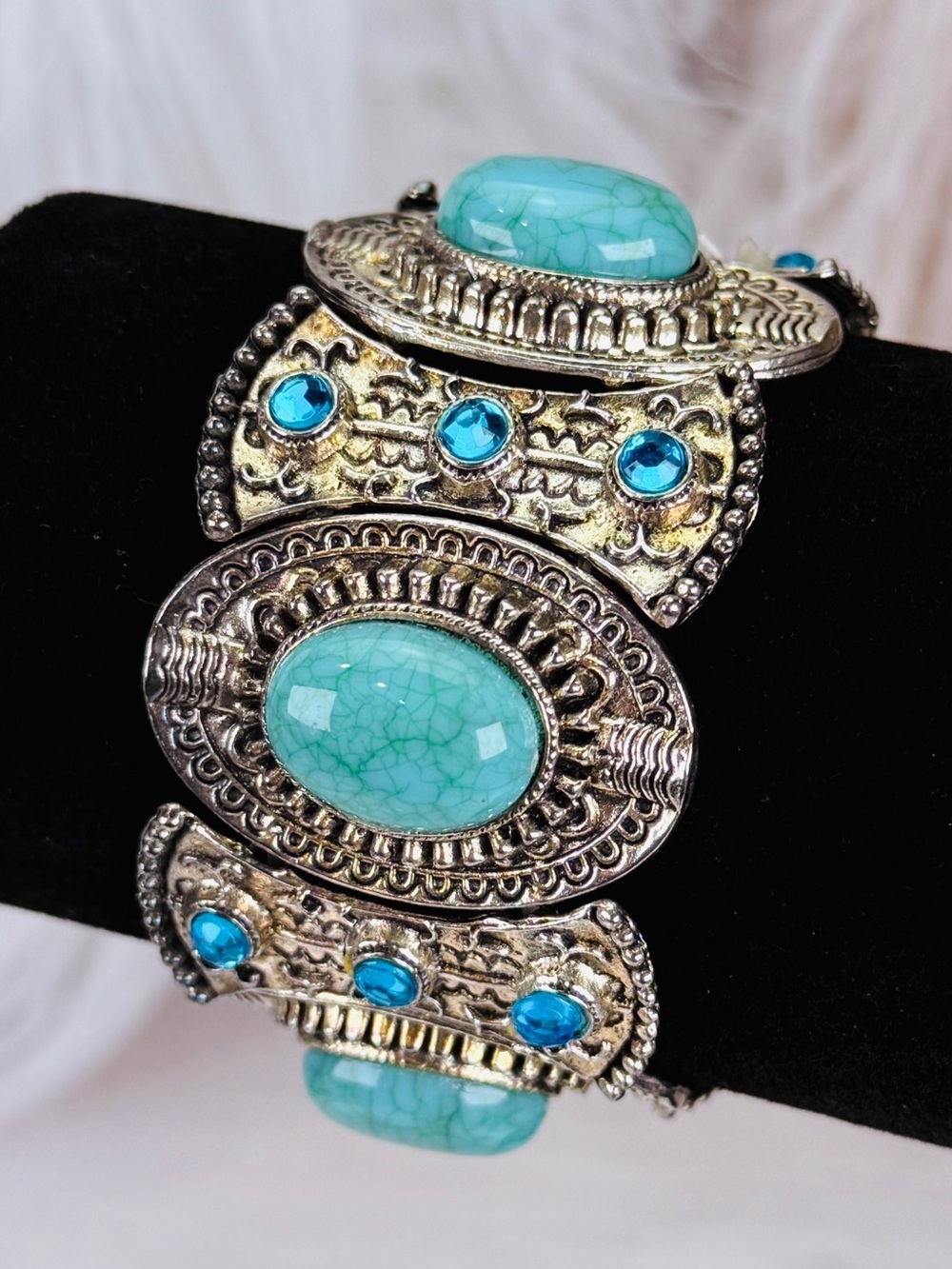 Aged Silvertone and Faux Turquoise white band stretch bracelet